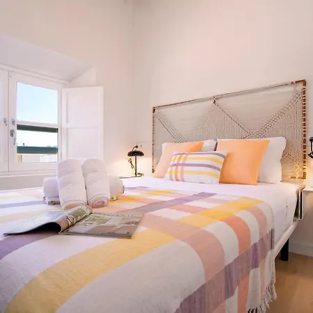 Thyssen Cisneros By Rent Me *