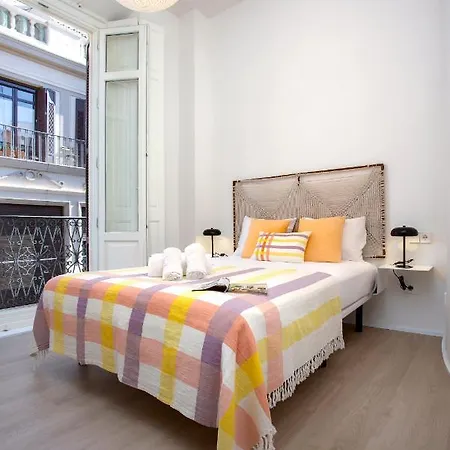 Thyssen Cisneros By Rent Me Apartment